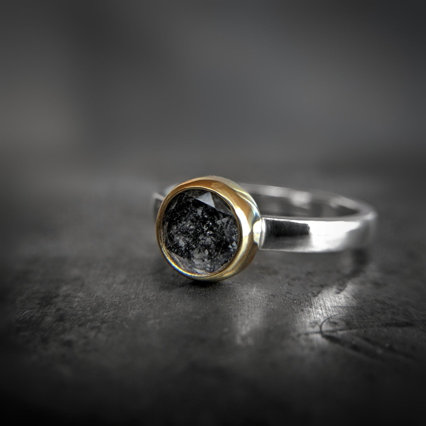 Heirloom Full Size Round Faceted Memorial Ring